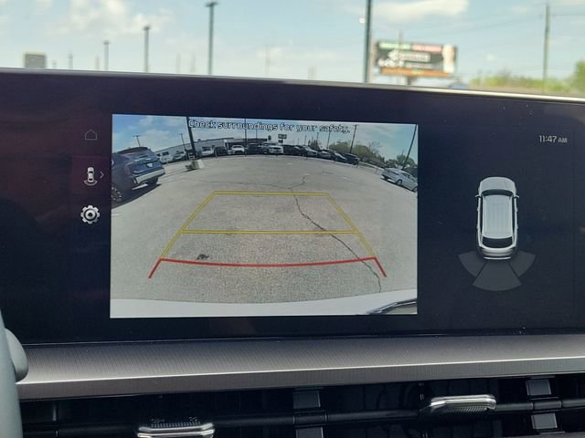 Used 2025 Kia Telluride S FWD image 32