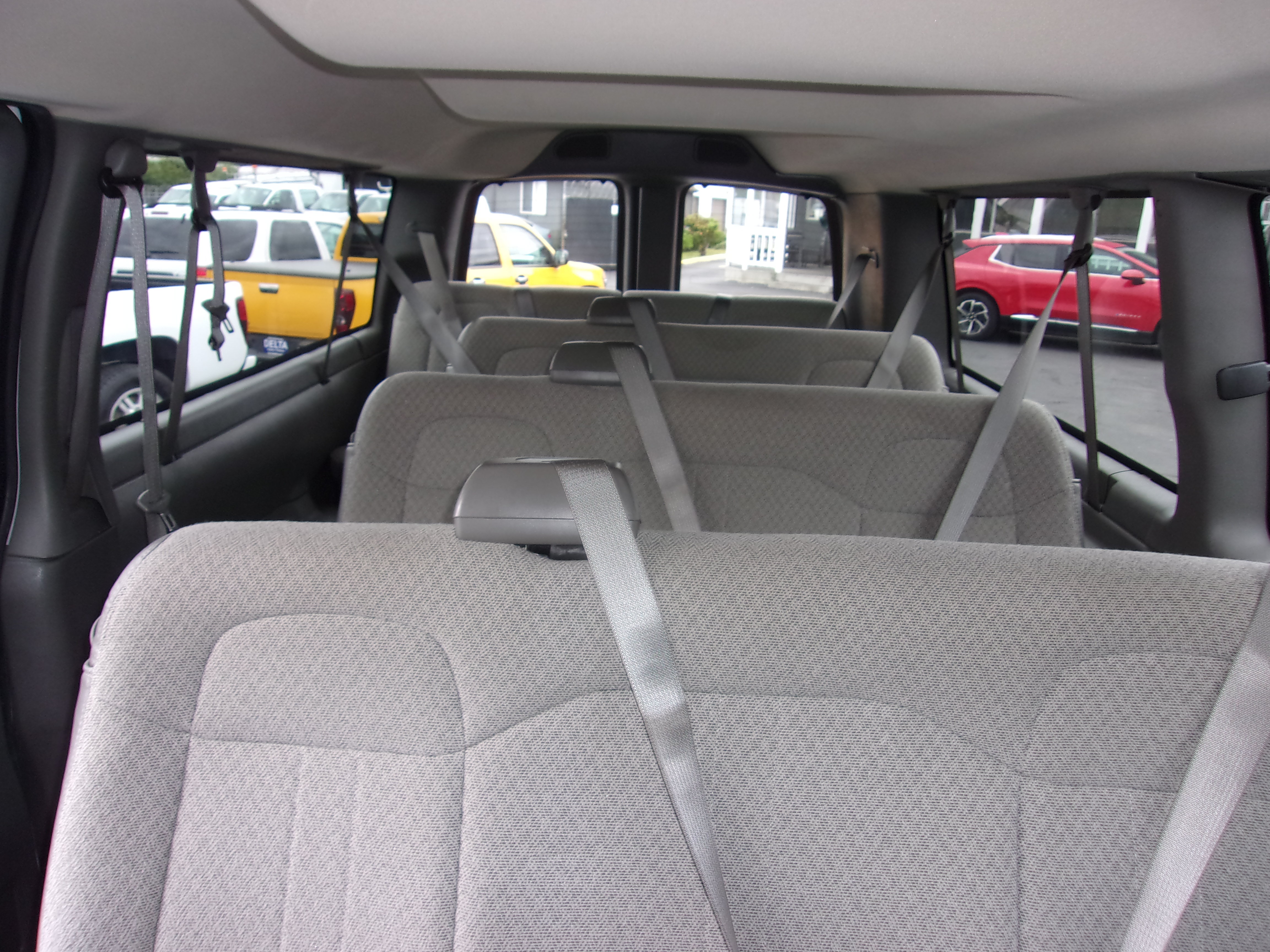 Used 2016 Chevrolet Express 3500 LT w/ LT Preferred Equipment Group RWD image 24