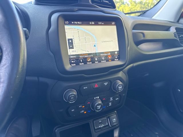 Used 2019 Jeep Renegade Altitude w/ UConnect 8.4 Nav Group FWD image 15
