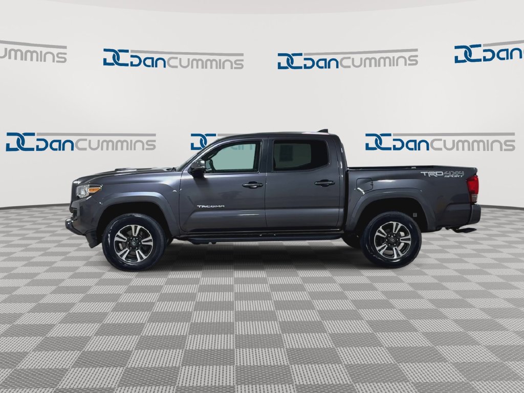 Used 2016 Toyota Tacoma TRD Sport w/ Towing Package AWD/4WD image 5