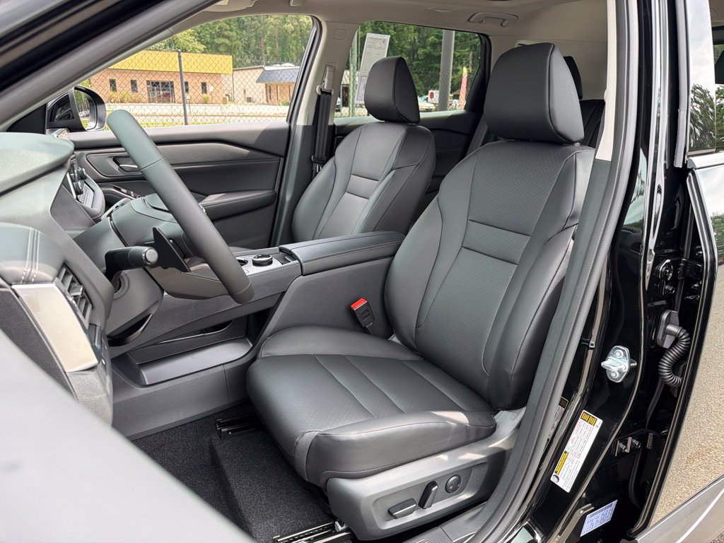 New 2026 Nissan Rogue Dark Armor AWD/4WD image 16