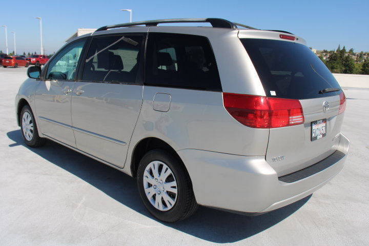 Used 2004 Toyota Sienna LE FWD image 5