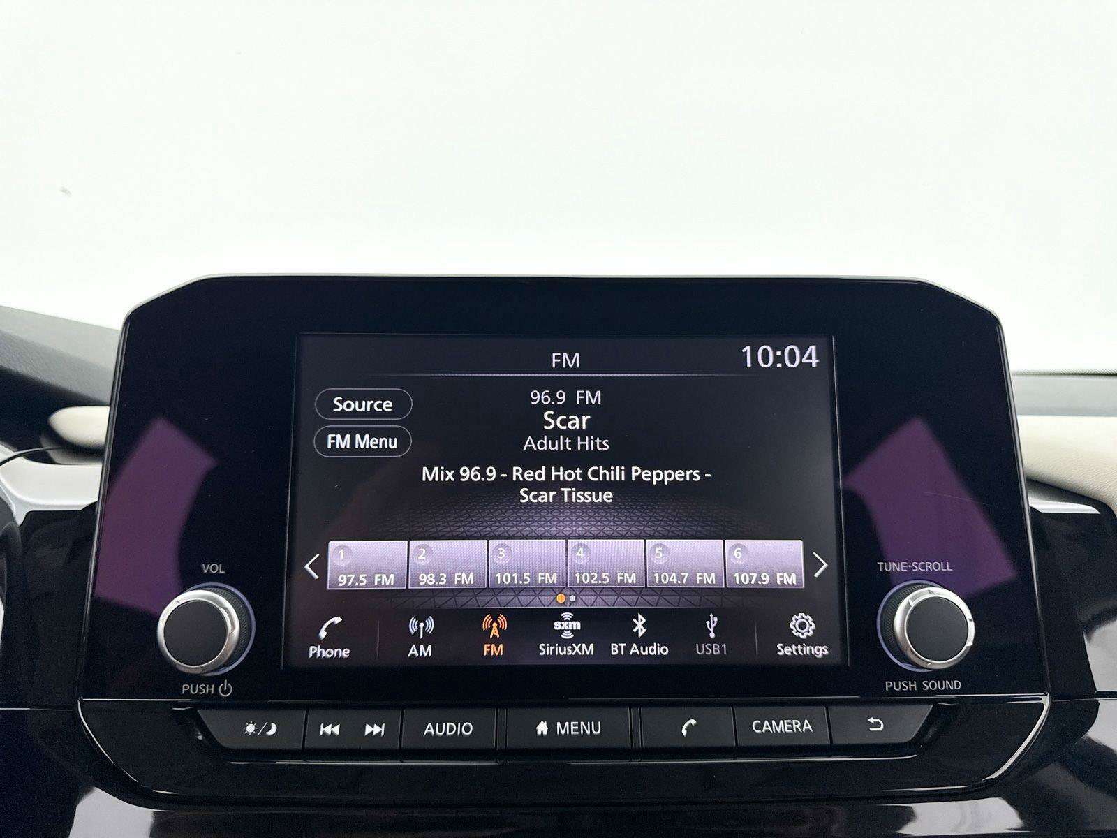 Used 2022 Nissan Pathfinder SV FWD image 21