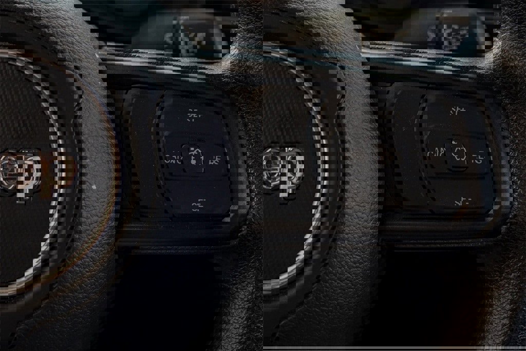 Used 2024 Jeep Gladiator Sport image 15