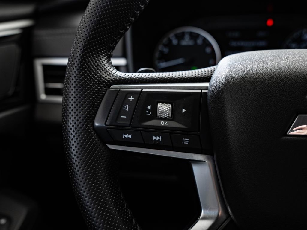 Used 2024 Mitsubishi Outlander SE image 28