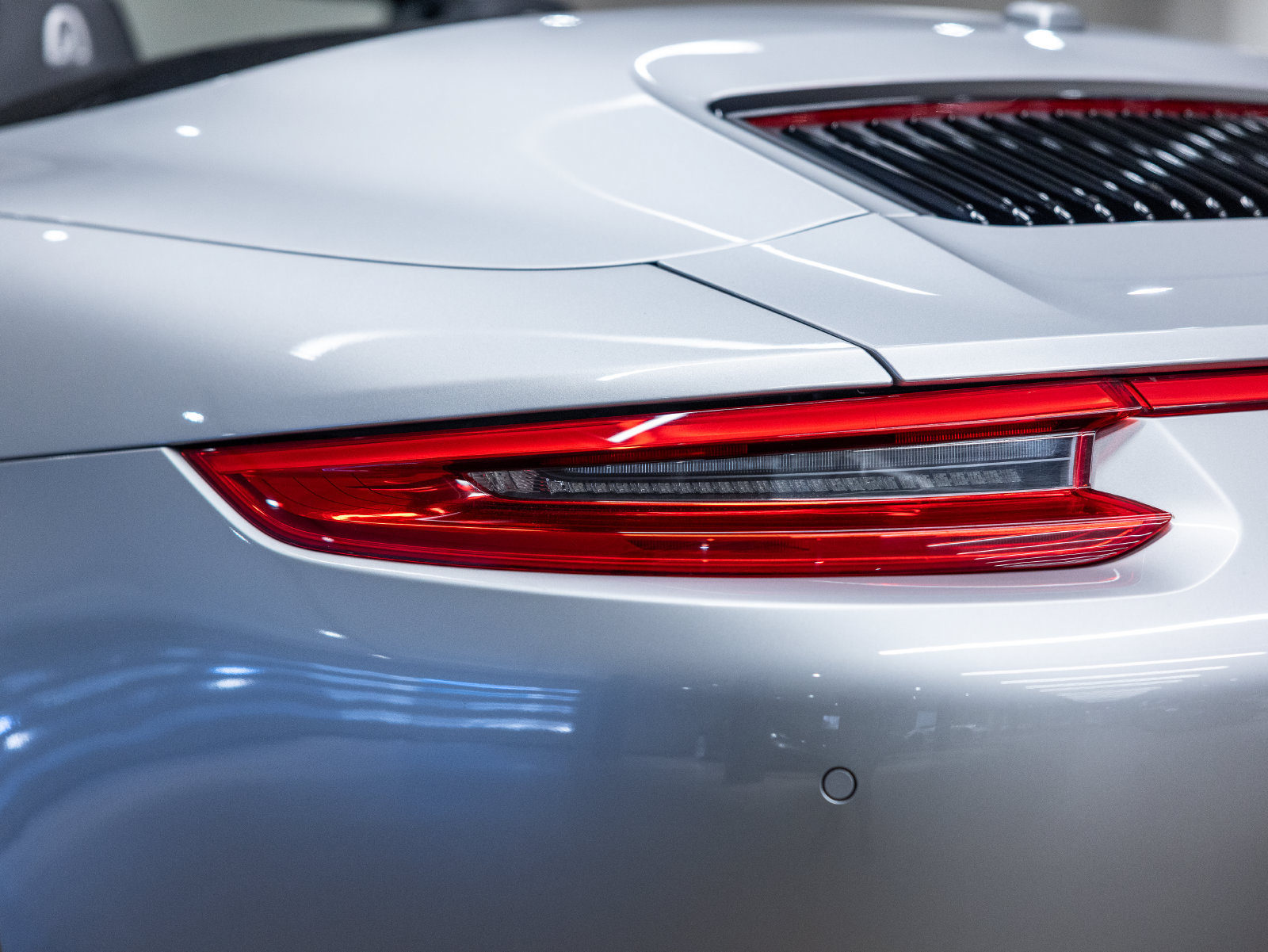 Certified 2017 Porsche 911 Carrera 4S AWD/4WD image 24