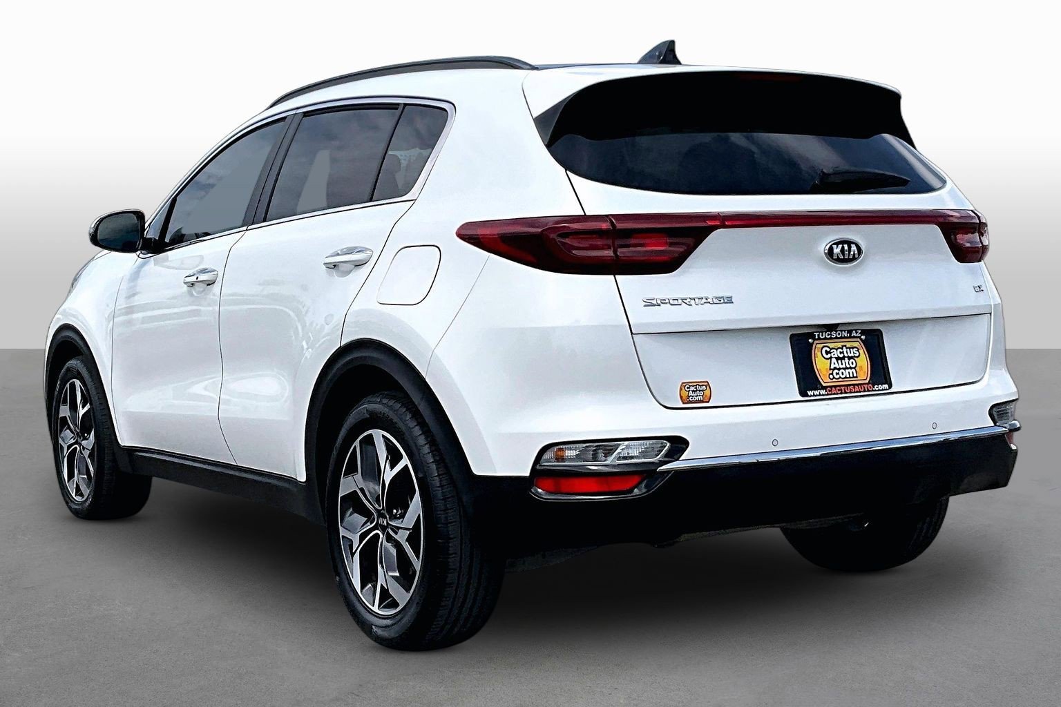 Used 2021 Kia Sportage EX w/ EX Technology Package FWD image 11