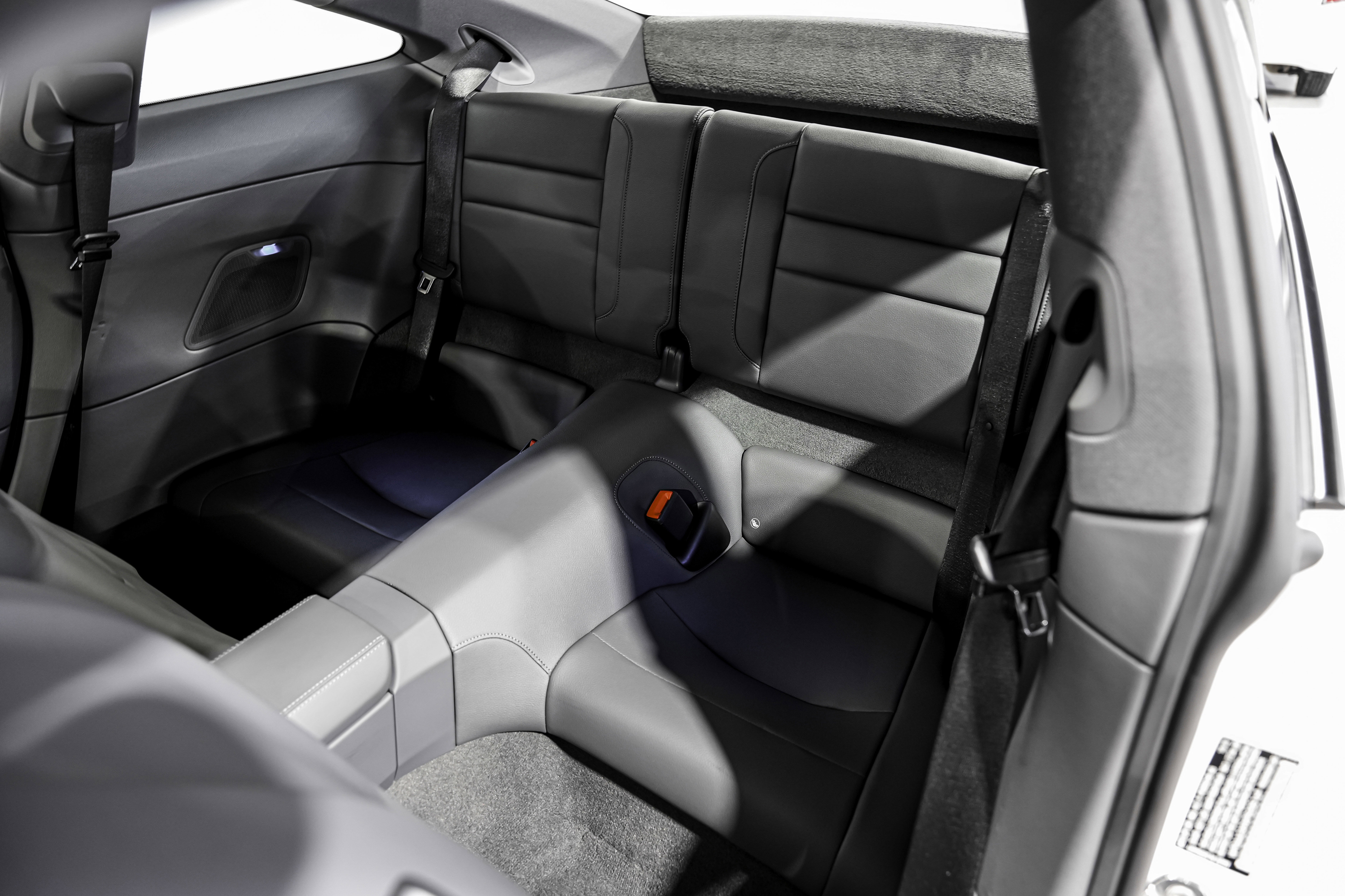 Used 2023 Porsche 911 Carrera w/ Premium Package image 24