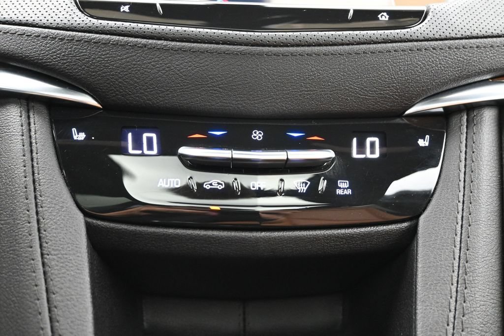 Certified 2023 Cadillac XT5 Premium Luxury AWD/4WD image 21