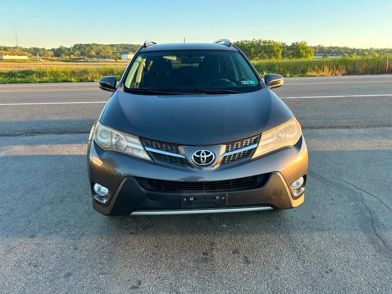 Used 2015 Toyota RAV4 XLE FWD image 5