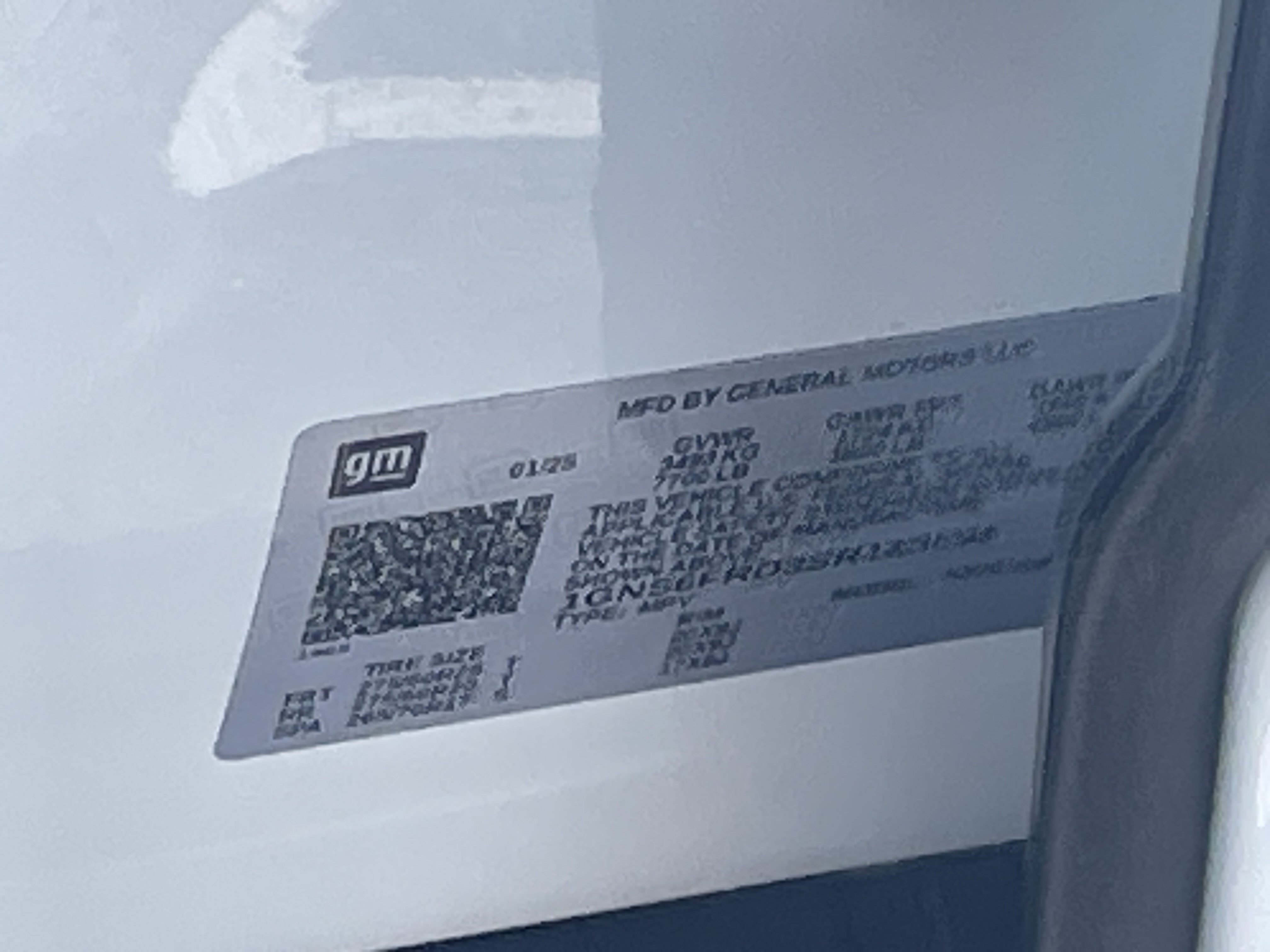 Used 2025 Chevrolet Suburban Premier AWD/4WD image 35