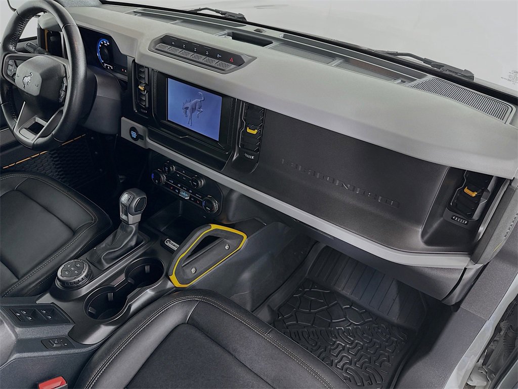 Used 2023 Ford Bronco Badlands image 28