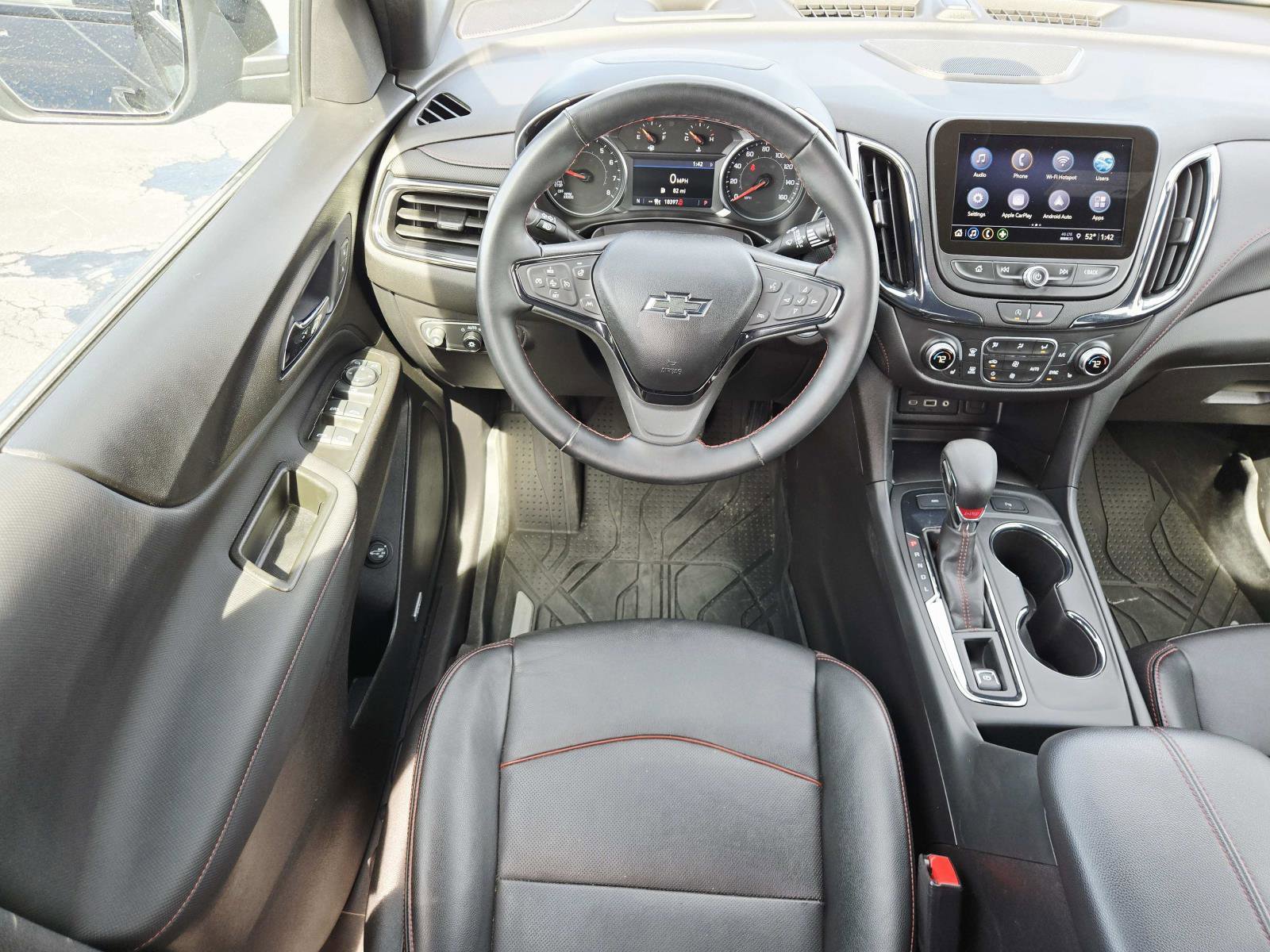 Used 2024 Chevrolet Equinox RS w/ RS Leather Package image 12