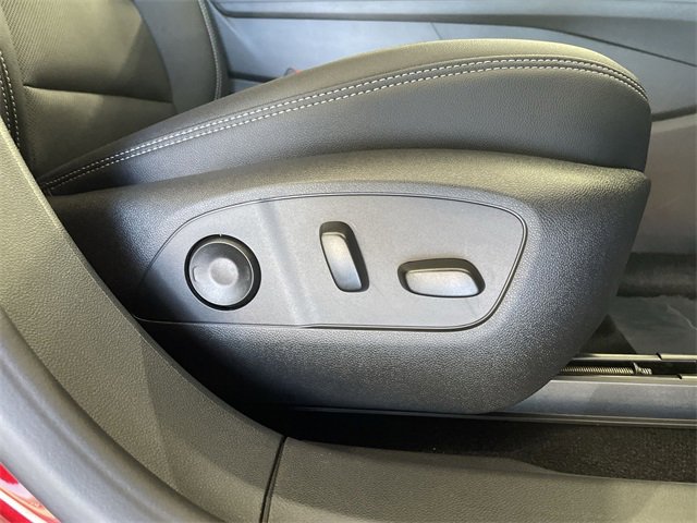 New 2025 Chevrolet Blazer EV LT image 21