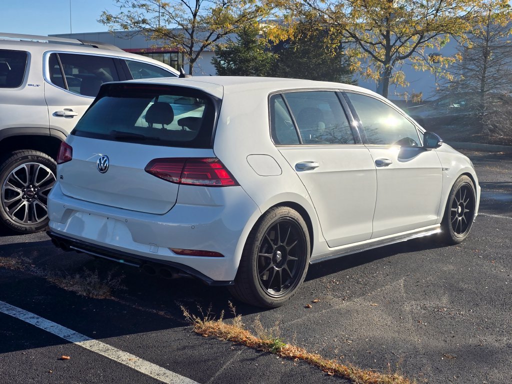 Used 2018 Volkswagen Golf R 4-Door AWD/4WD image 7