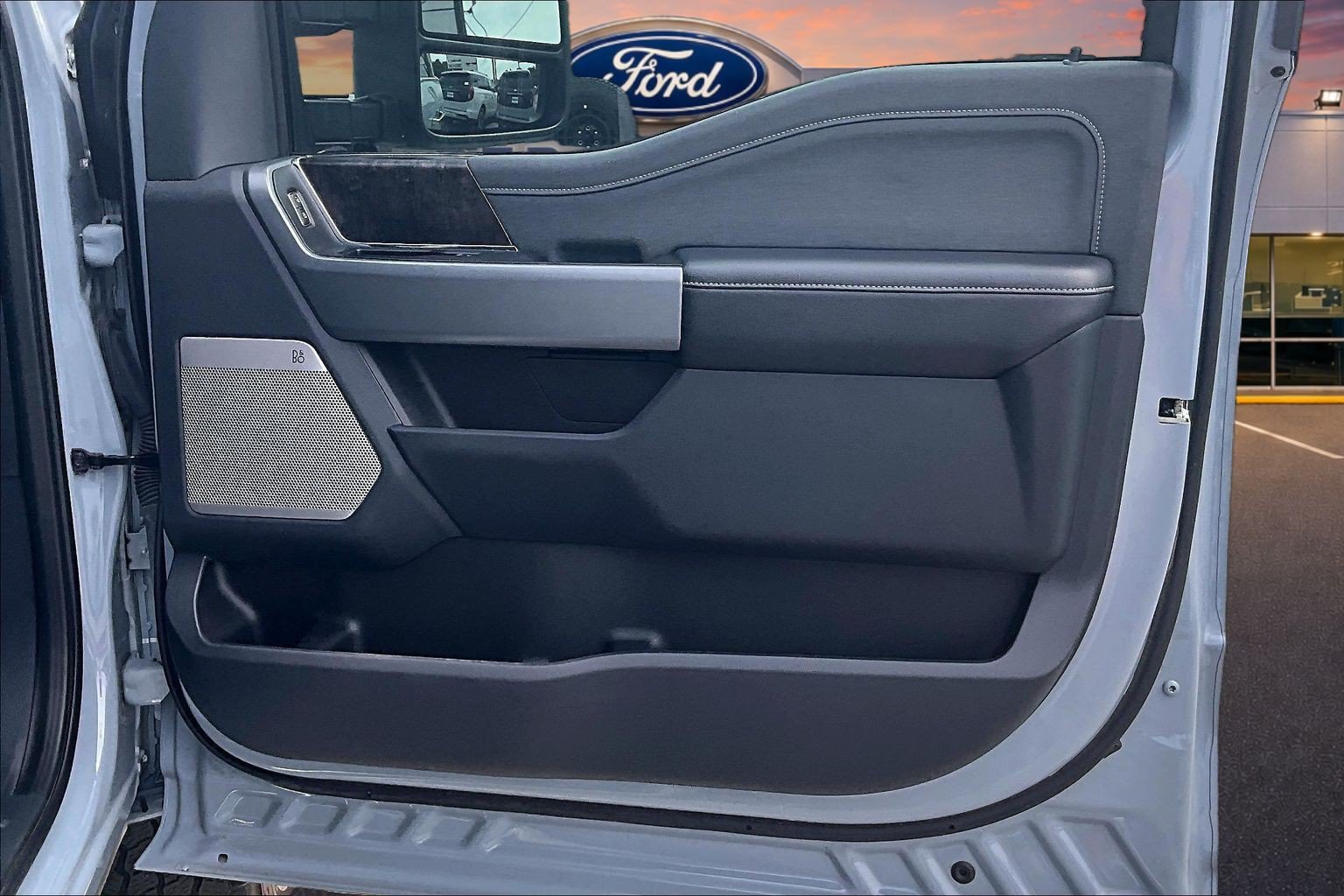 Used 2024 Ford F250 Lariat w/ Chrome Package AWD/4WD image 25