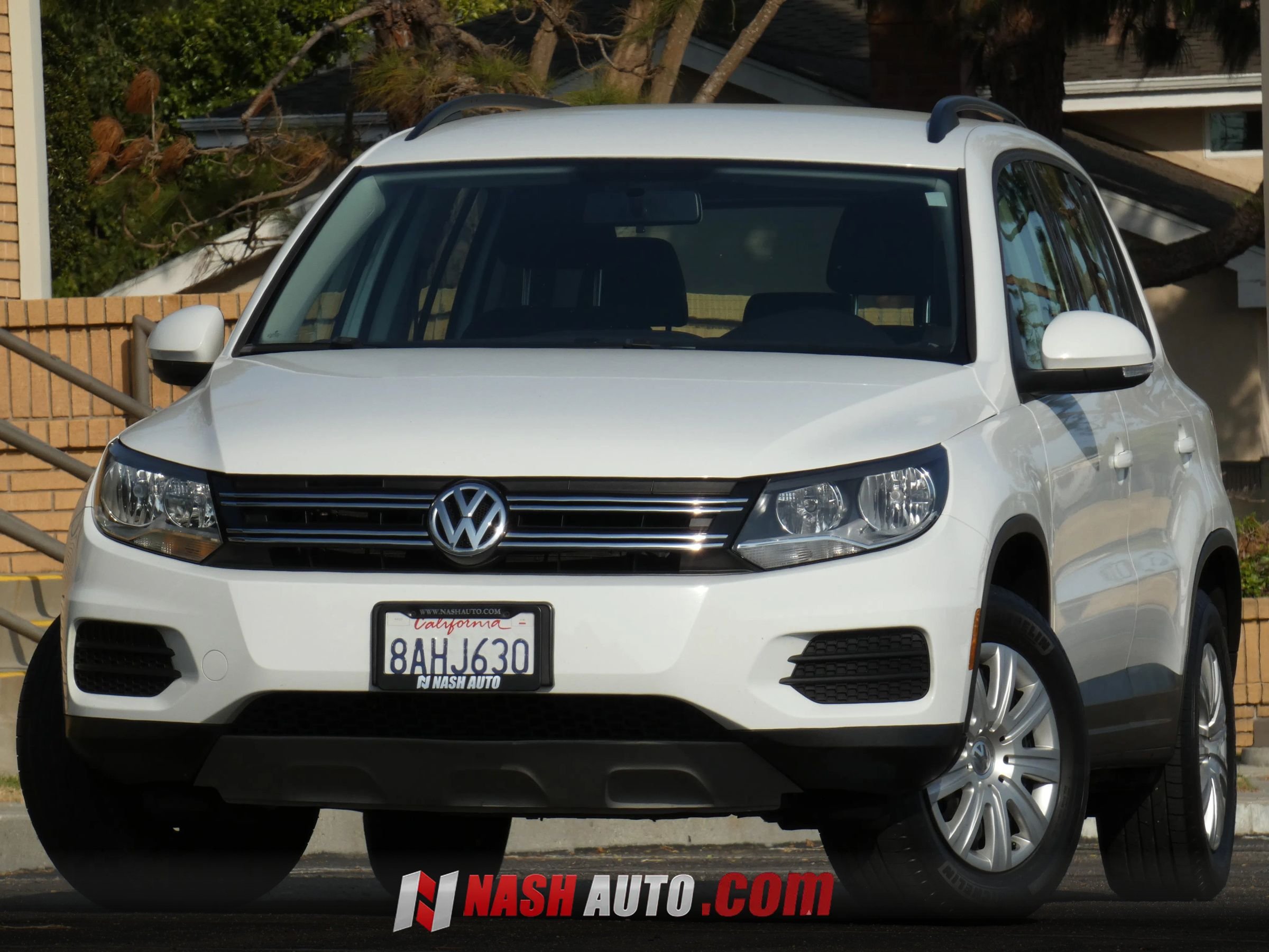 Used 2017 Volkswagen Tiguan S FWD image 4