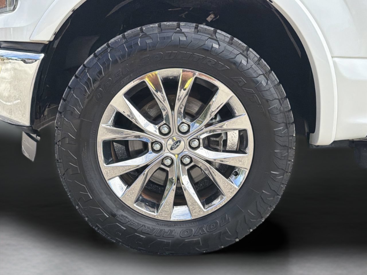Used 2016 Ford F150 Lariat RWD image 32