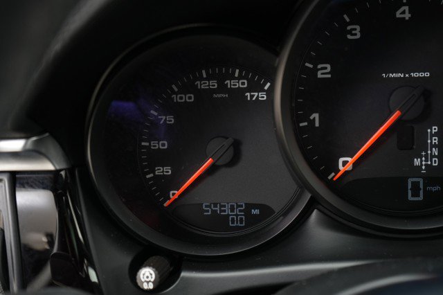 Used 2020 Porsche Macan image 46