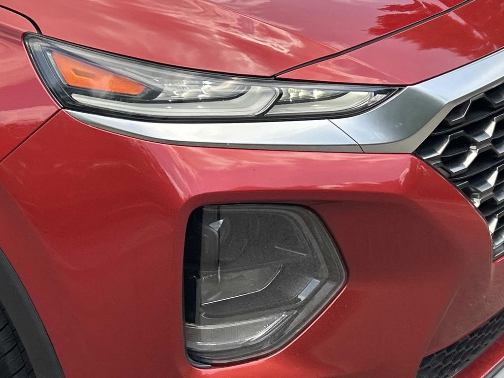 Used 2019 Hyundai Santa Fe SE AWD/4WD image 10