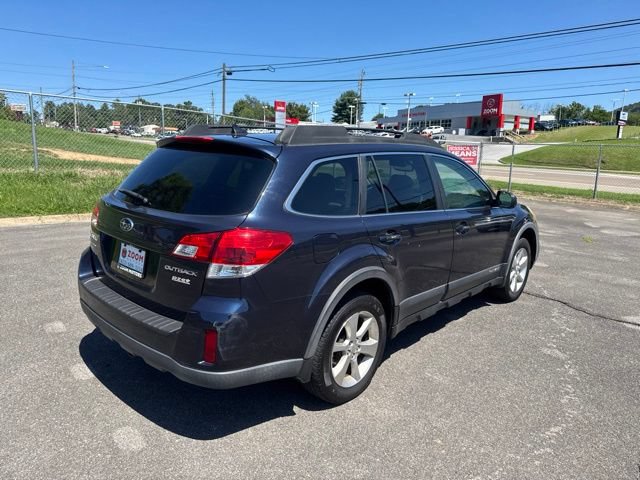Used 2014 Subaru Outback 2.5i Limited AWD/4WD image 8