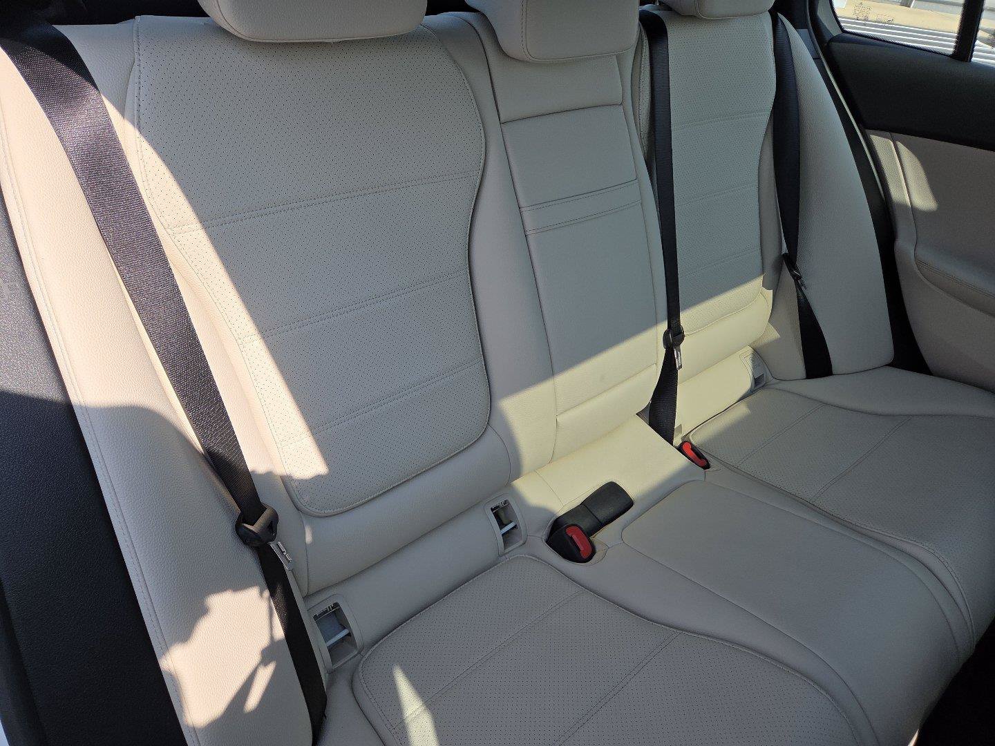 Used 2025 Mercedes-Benz C 300 4MATIC Sedan image 17