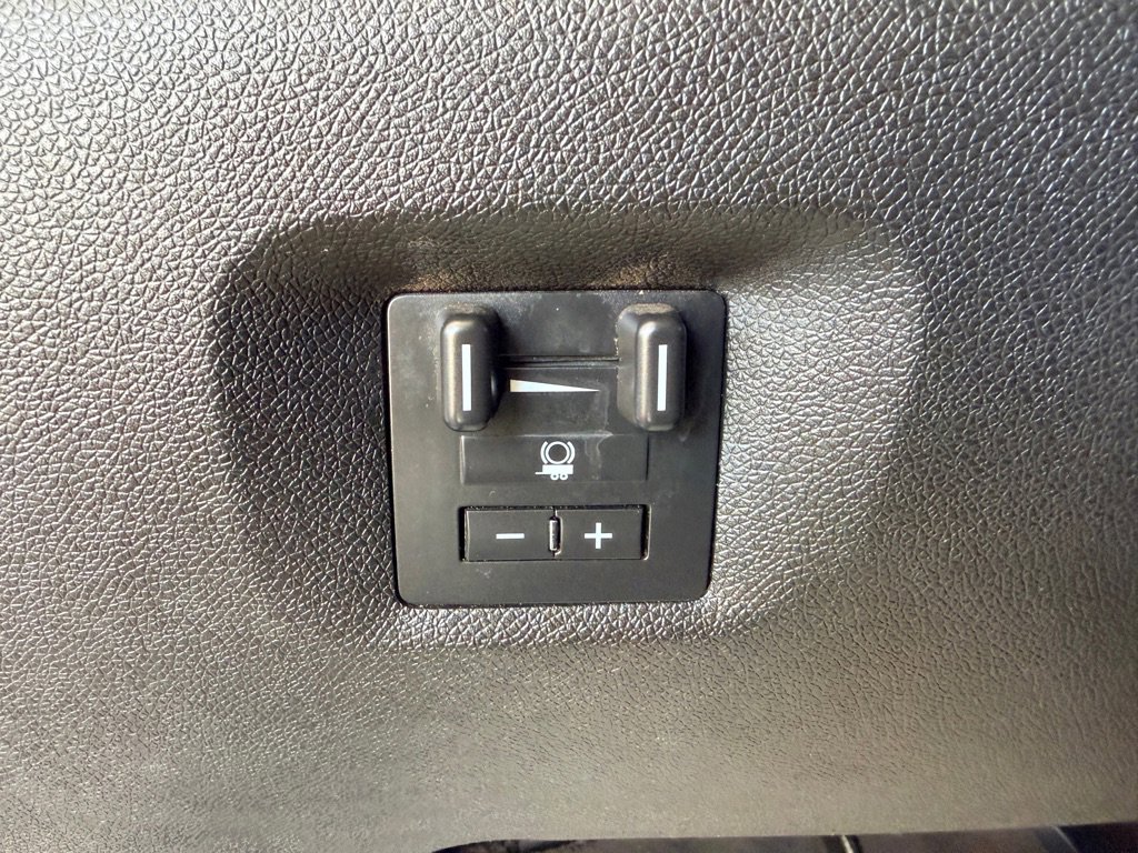 Used 2014 Chevrolet Silverado 2500 LT RWD image 9