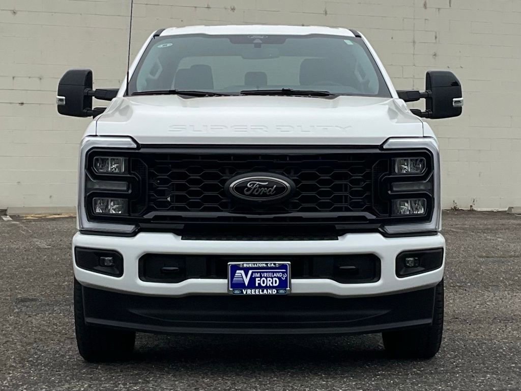 Certified 2025 Ford F350 Lariat w/ Black Appearance Package image 99