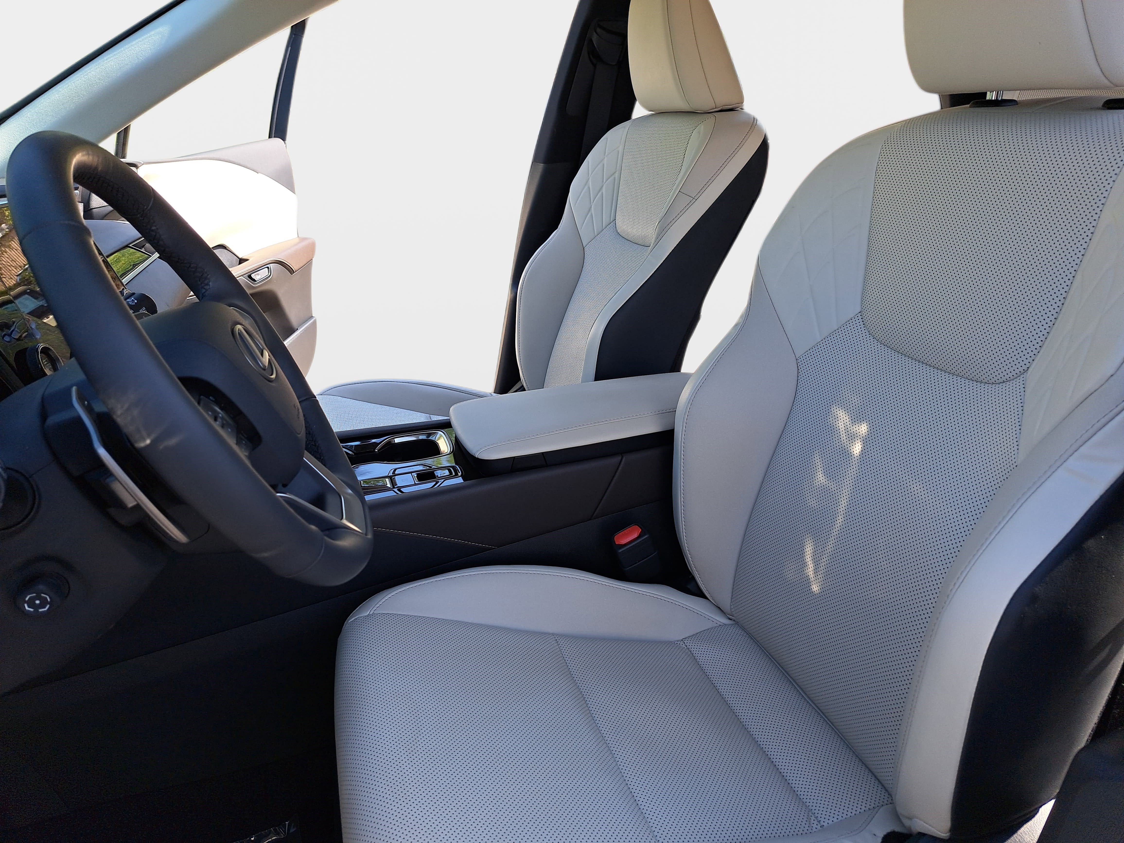 Used 2023 Lexus RX 350 FWD w/ Accessory Package (Z1) image 15