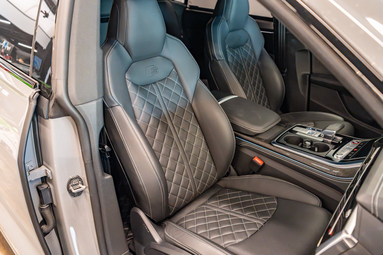 Used 2023 Audi SQ8 Prestige AWD/4WD image 51