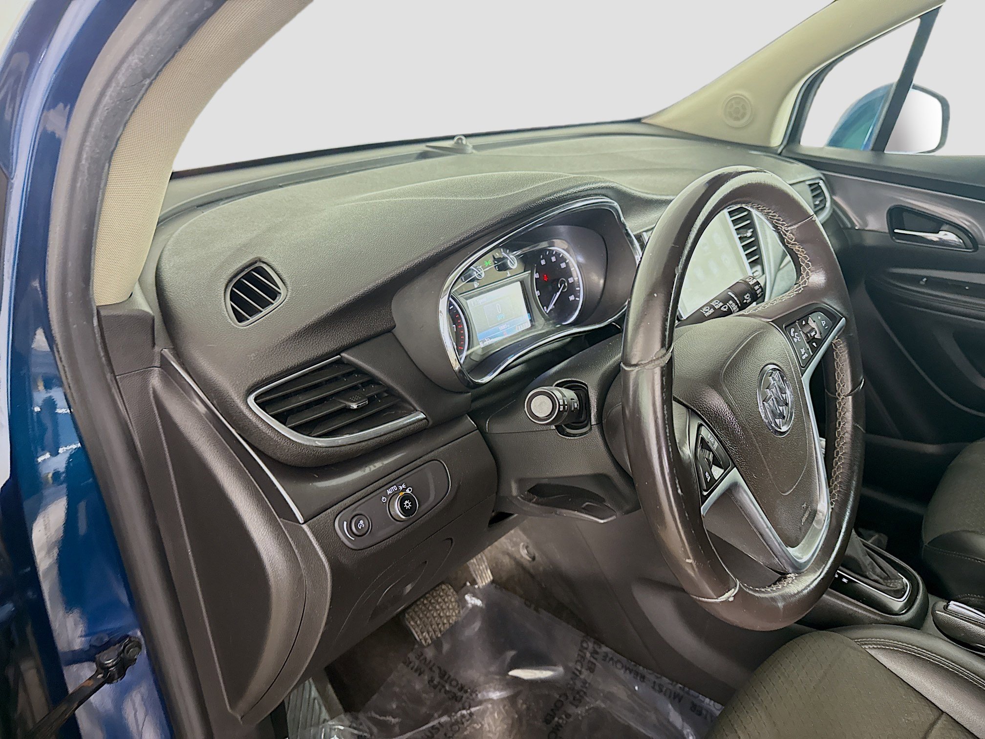Used 2019 Buick Encore Preferred image 23