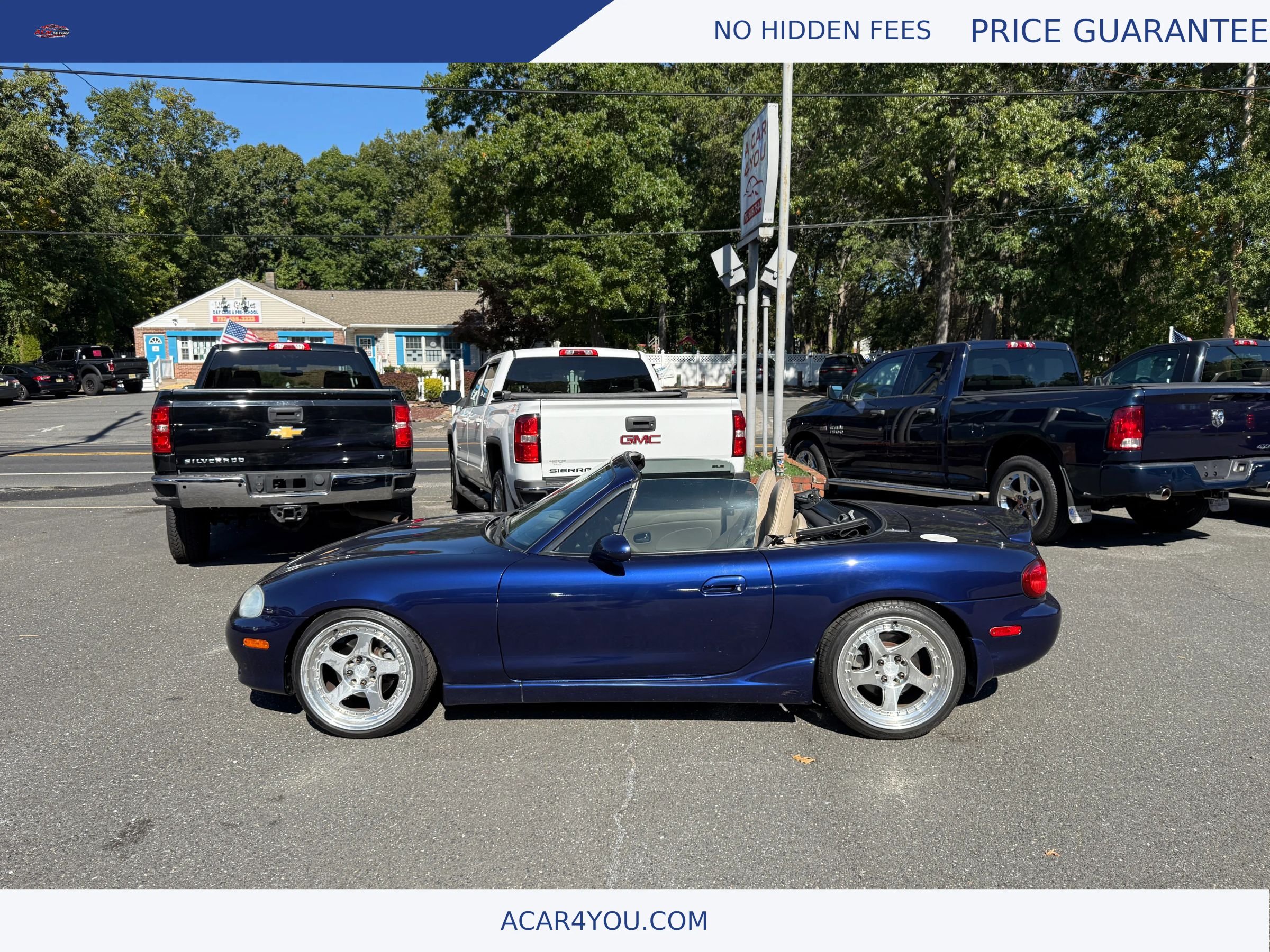 Used 2004 MAZDA MX-5 Miata LS w/ Sports Look Appearance Pkg RWD image 2