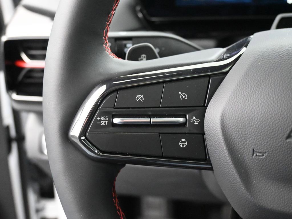 New 2025 Chevrolet Silverado EV RST image 32