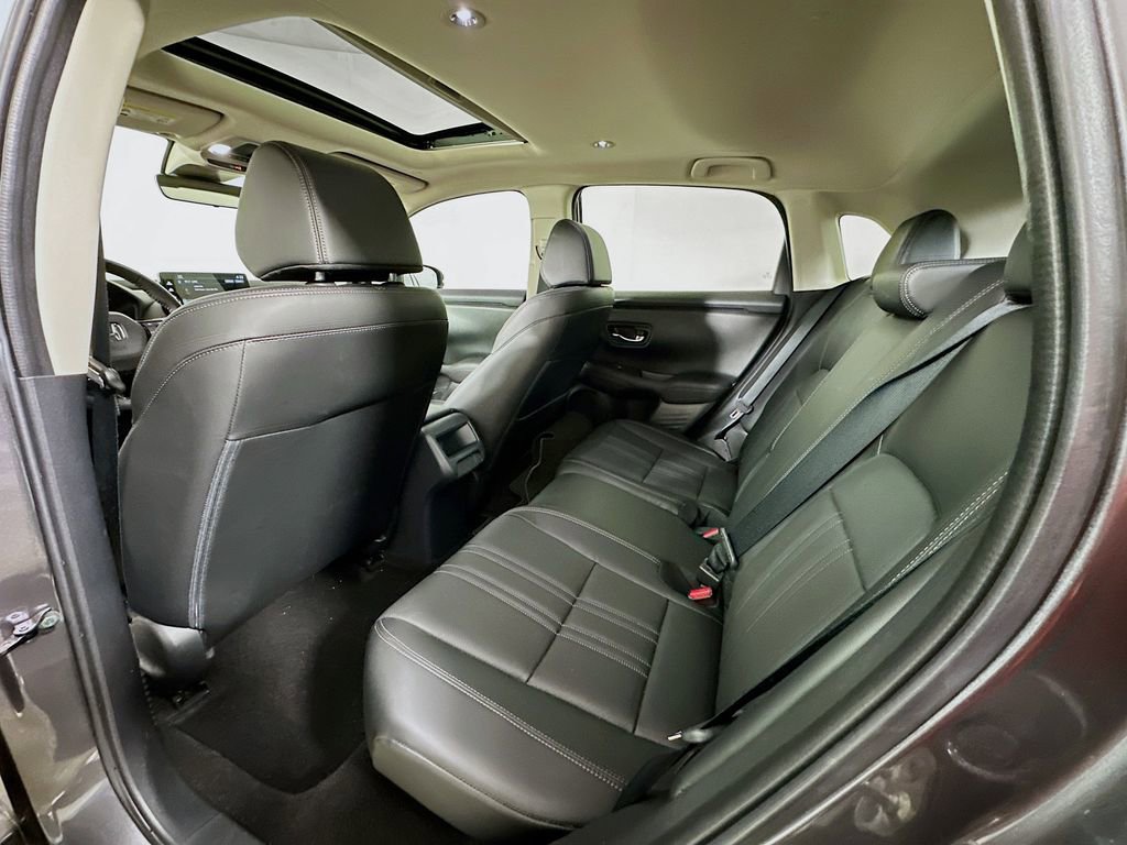 Certified 2025 Honda HR-V EX-L image 4