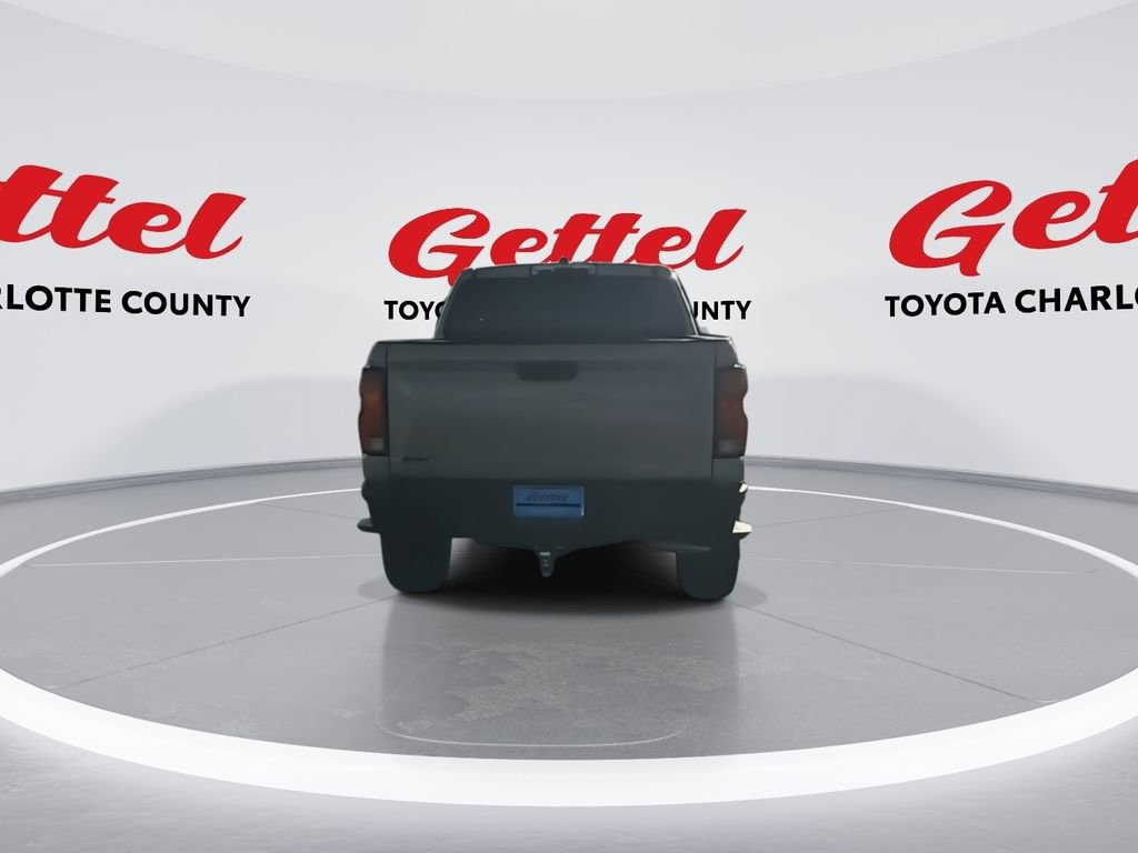 Used 2023 Chevrolet Colorado Z71 w/ Z71 Convenience Package 2 image 7