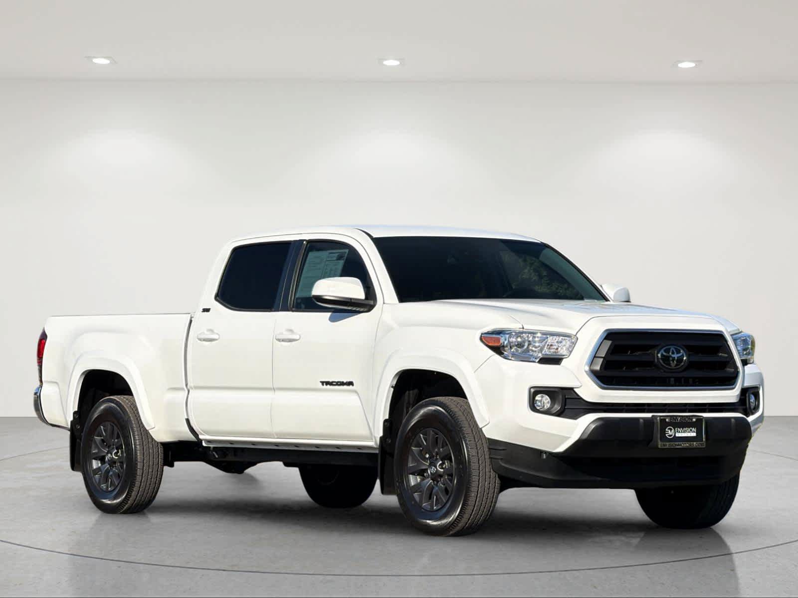 Used 2022 Toyota Tacoma SR5 AWD/4WD image 7