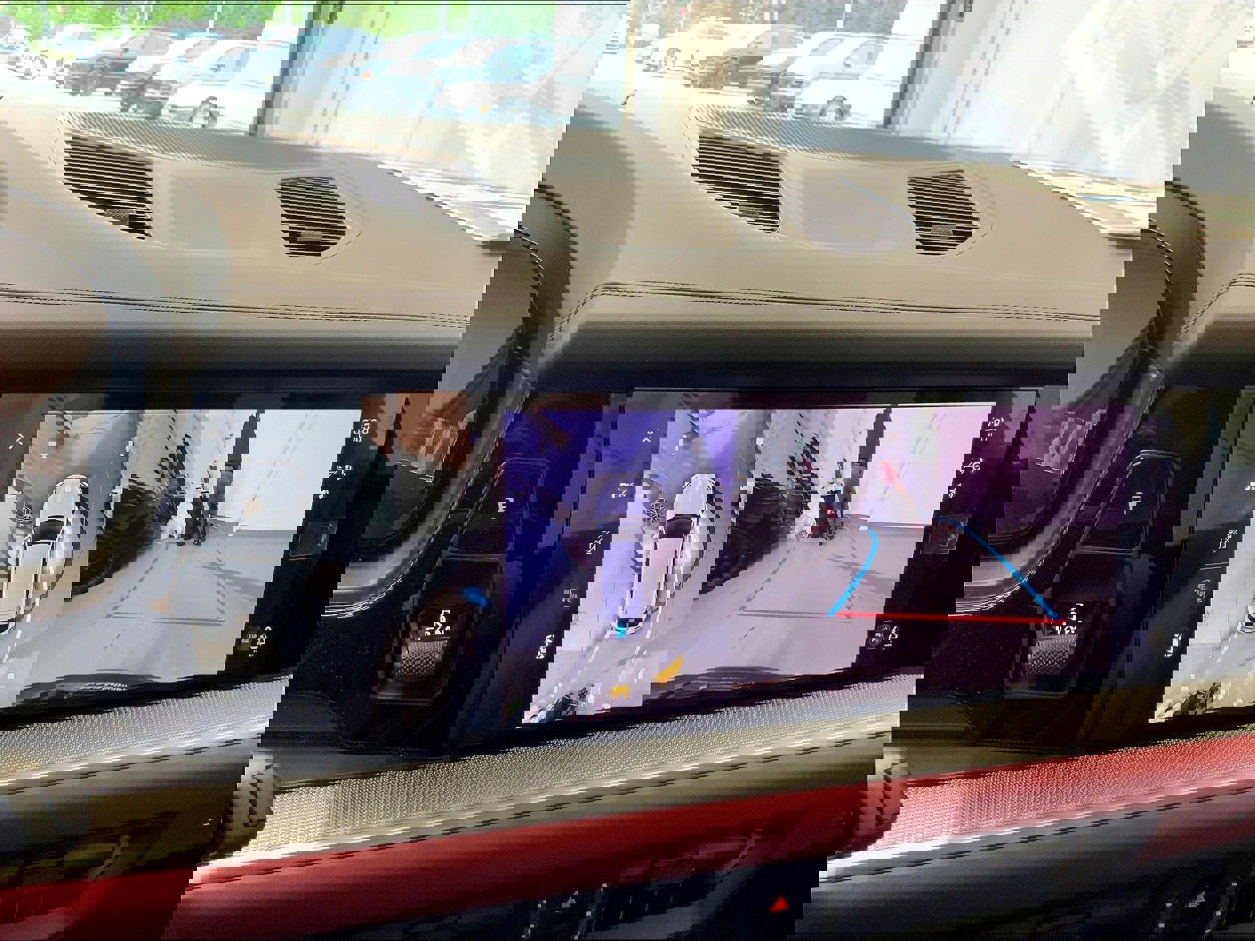 New 2025 Porsche Cayenne image 15