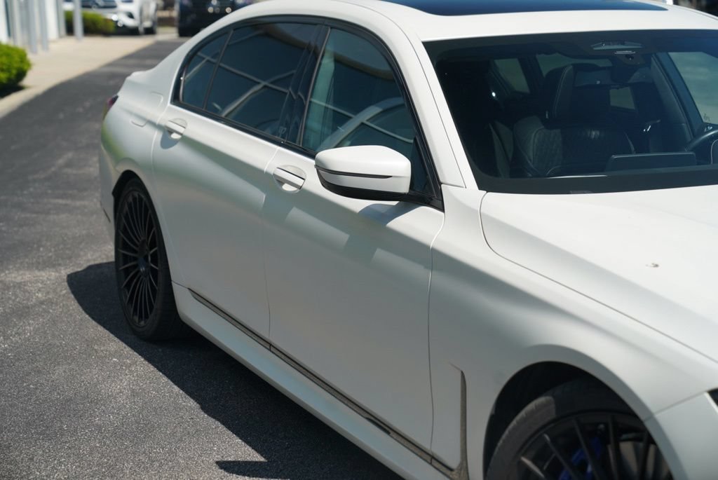 Used 2022 BMW ALPINA B7 xDrive w/ Luxury Rear Seating Package AWD/4WD image 37
