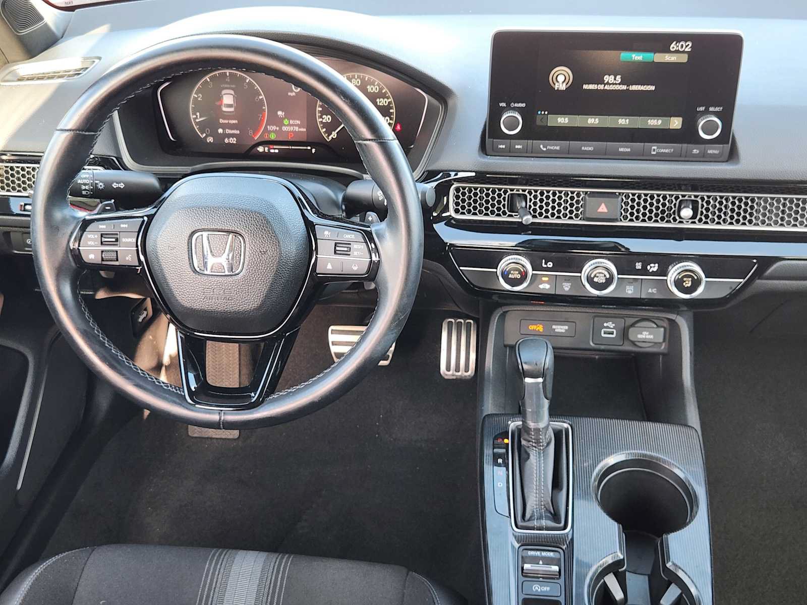 Used 2022 Honda Civic Sport image 25