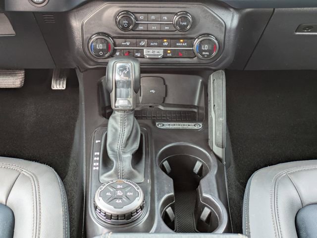 Used 2024 Ford Bronco Outer Banks w/ Sasquatch Package image 18