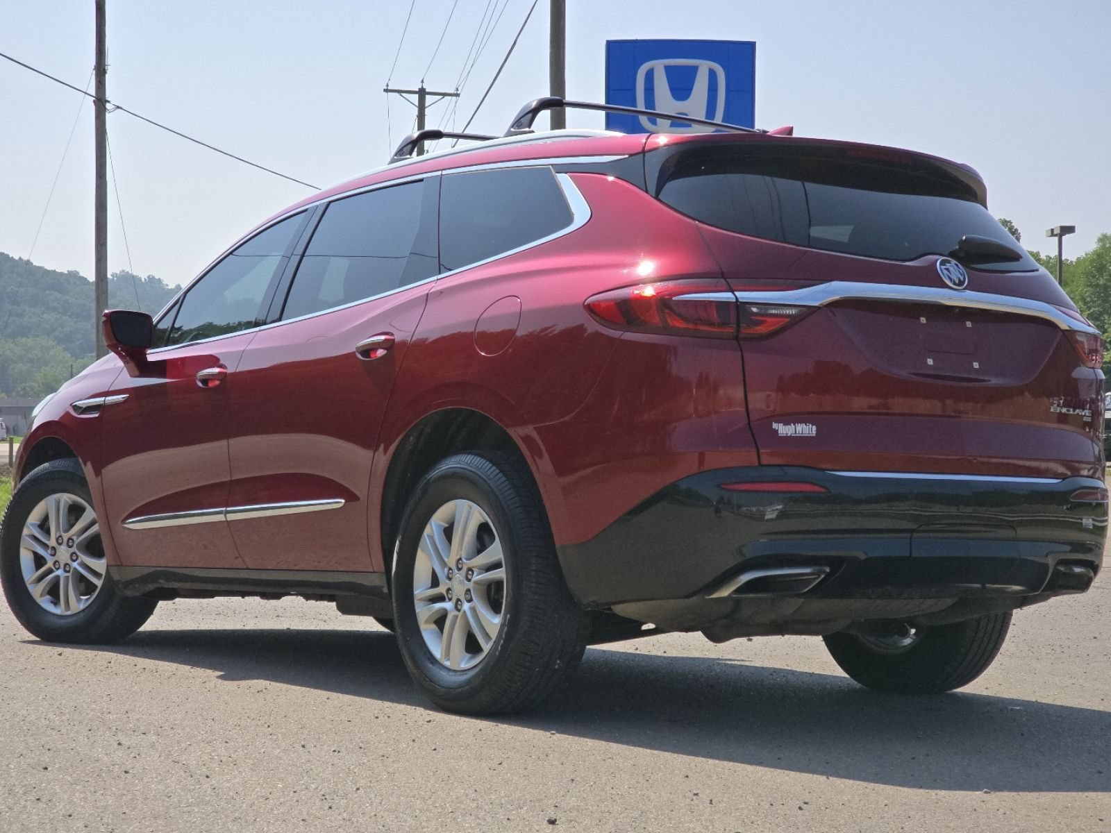 Used 2019 Buick Enclave Essence AWD/4WD image 17