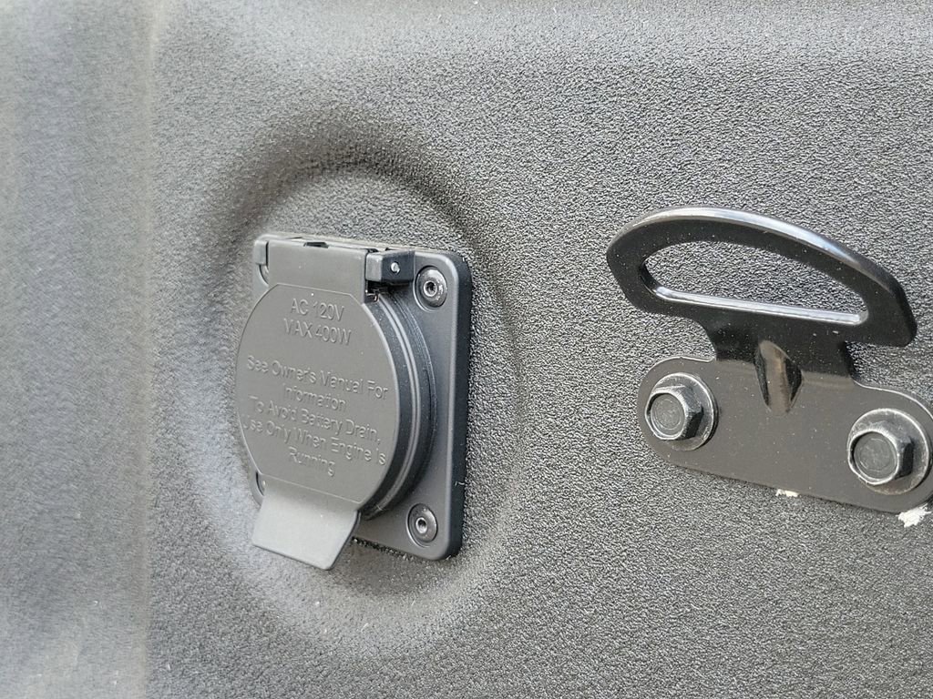 New 2026 Nissan Frontier SV RWD image 4