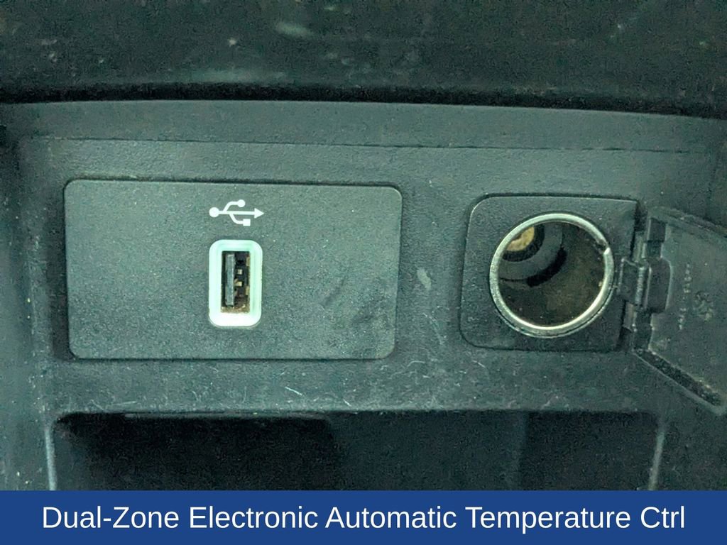 Used 2018 Ford Explorer XLT w/ Equipment Group 202A image 28