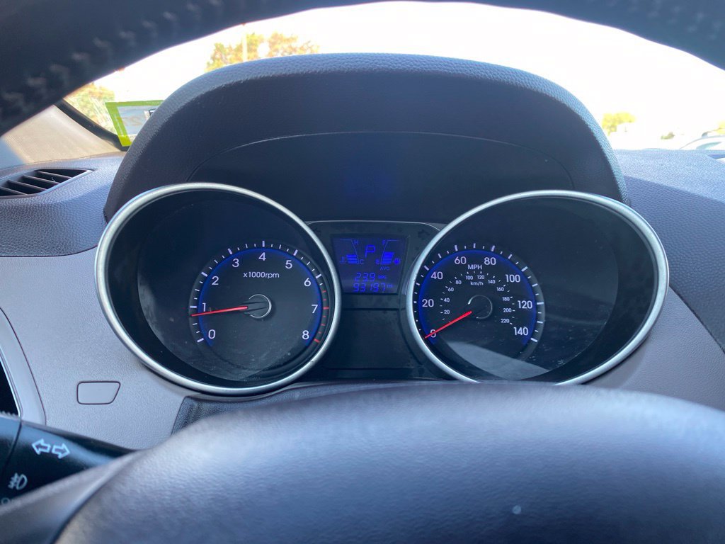 Used 2014 Hyundai Tucson SE AWD/4WD image 11