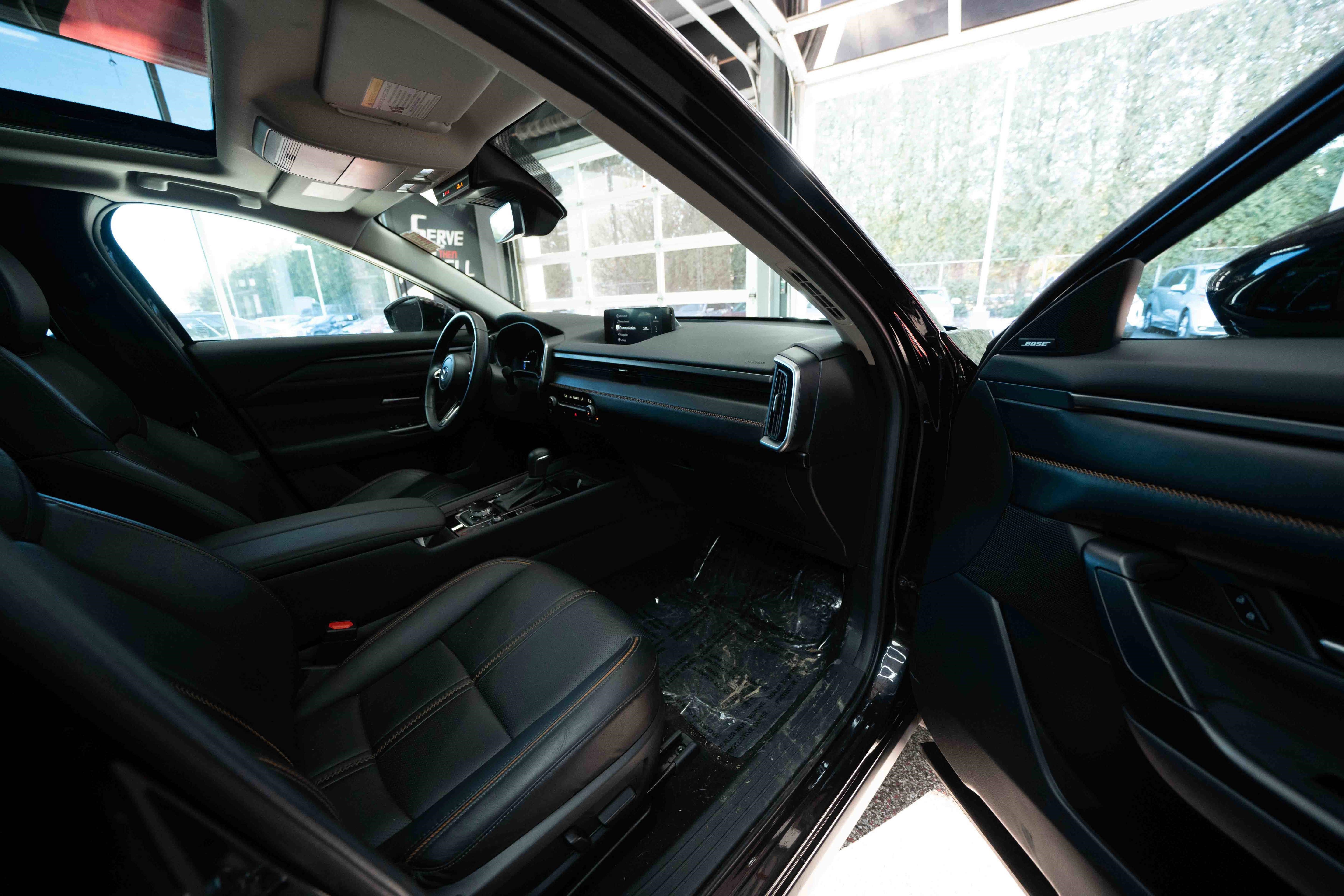 Used 2025 MAZDA CX-50 AWD 2.5 Hybrid w/ Premium Pkg image 26