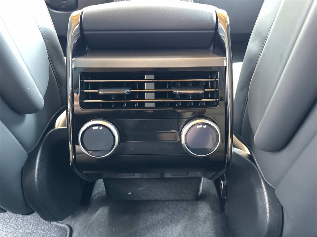 New 2025 Land Rover Range Rover Sport Dynamic SE image 16