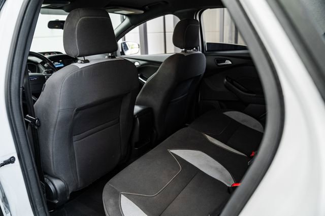 Used 2016 Ford Focus ST image 75