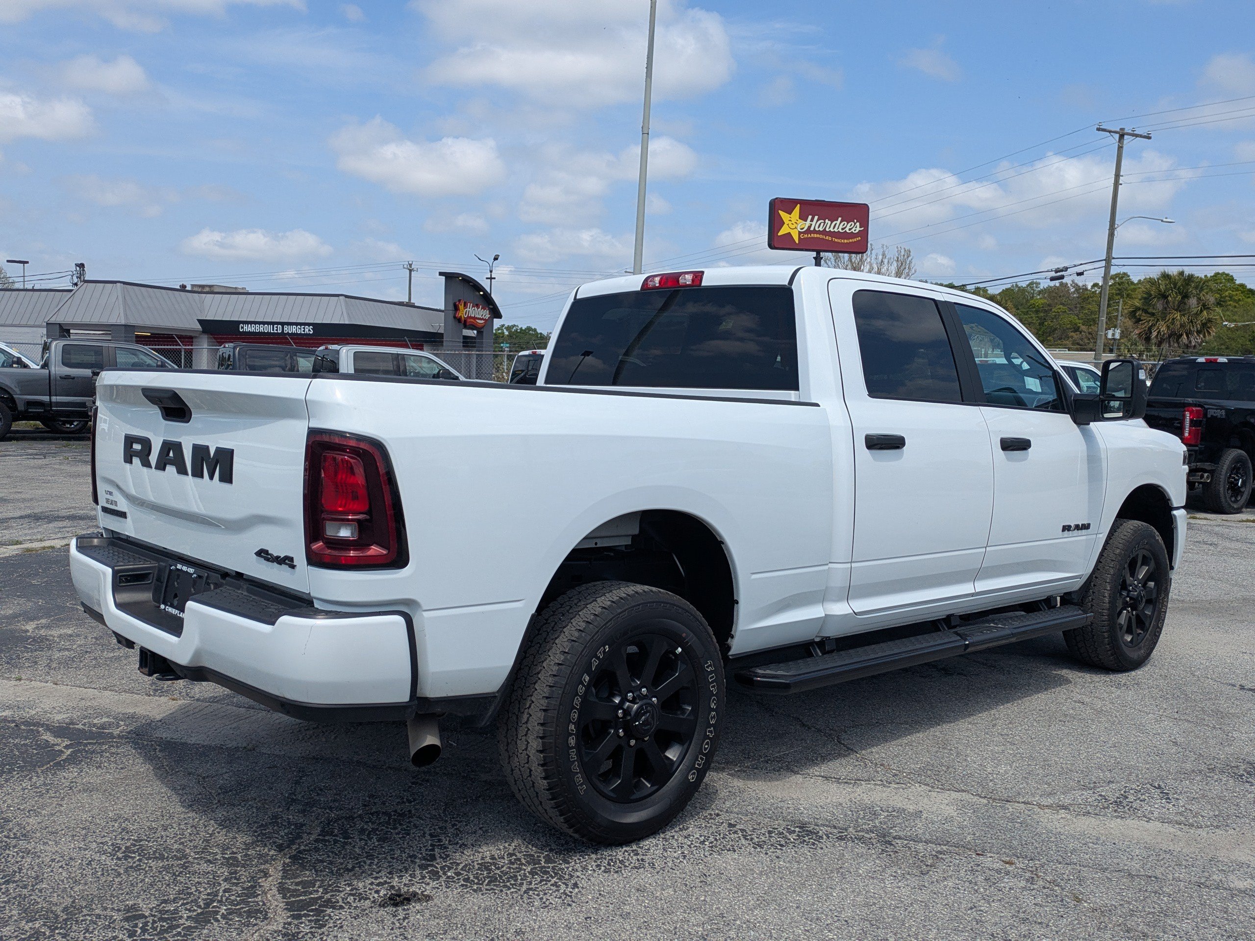 Used 2025 RAM 2500 Big Horn AWD/4WD image 4