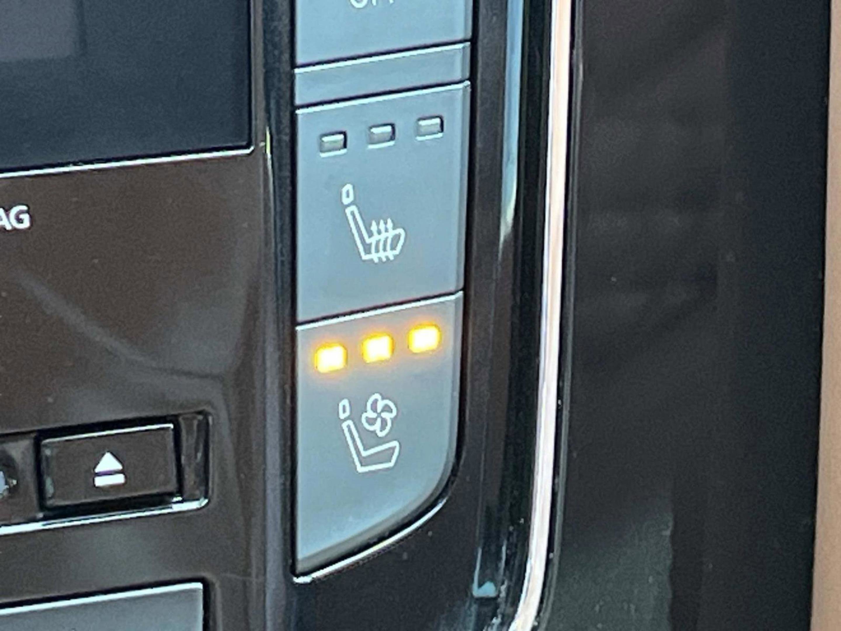 Used 2021 INFINITI QX80 Sensory w/ All-Season Package image 30