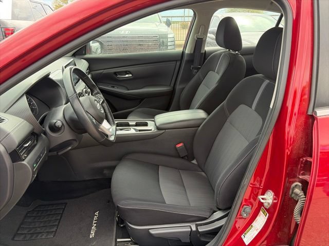 Used 2022 Nissan Sentra SV w/ All-Weather Package FWD image 3